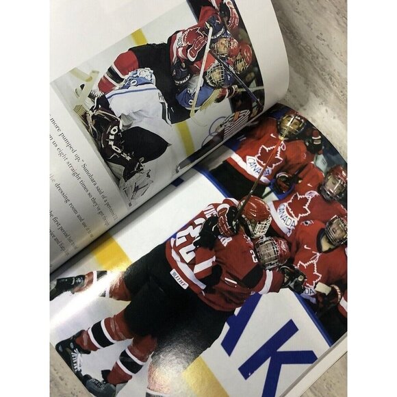 Canada Gold: Canadian Men & Women Hockey Champions! 2002 Book By Steven Proctor - Picture 3 of 4